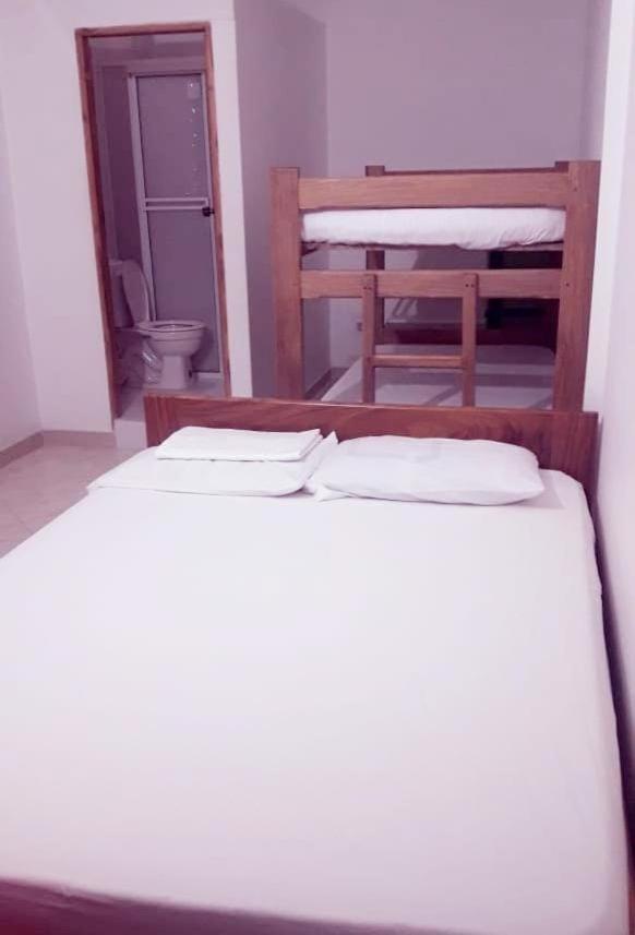 Hostal La Estrella Real Arboletes Eksteriør billede